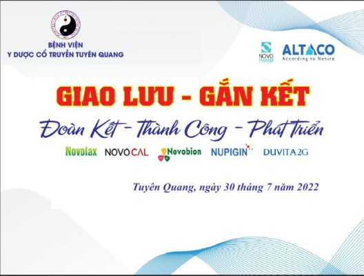 Giao lưu bóng đá tăng cường tình đoàn kết